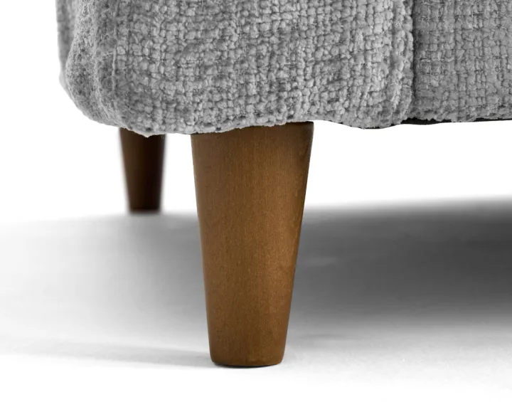 Fauteuil avec poche en velours texturé pieds en bois Anna Fauteuil avec poche en velours texturé pieds en bois Anna