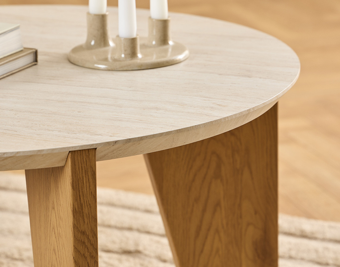 Table basse pieds en chêne plateau effet travertin 80 cm Noeva