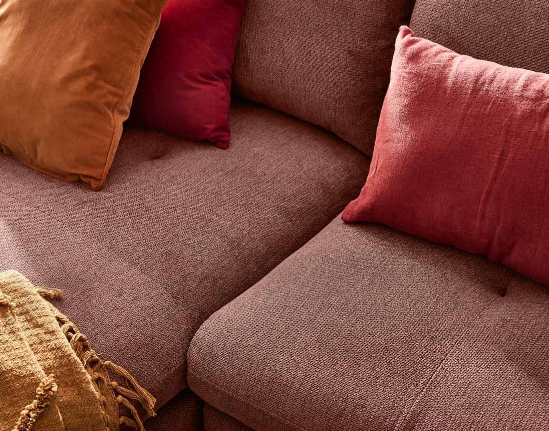 Canapé d'angle gauche 4 places convertible avec coffre en tissu texturé Ninon Canapé d'angle gauche 4 places convertible avec coffre en tissu texturé Ninon