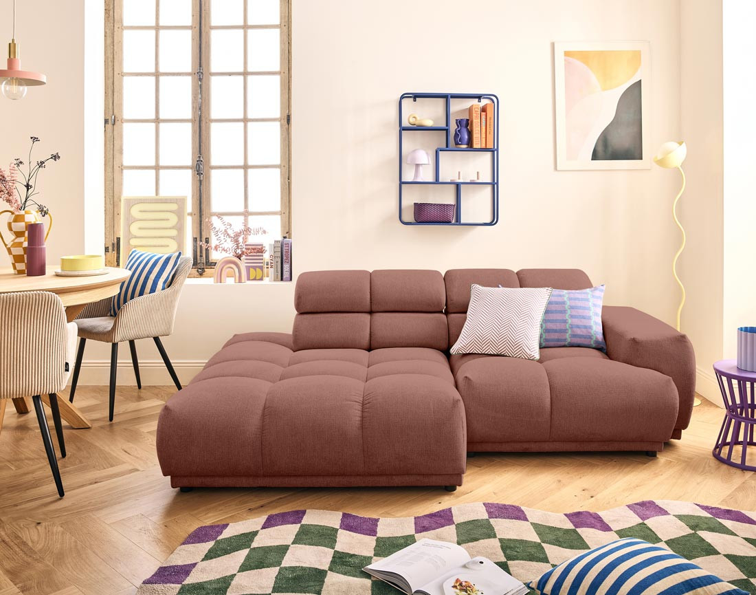 Canapé d'angle gauche 4 places avec têtières réglables en tissu texturé Matera