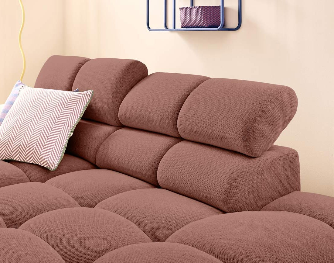 Canapé d'angle droit 4 places avec têtières réglables en tissu texturé Matera