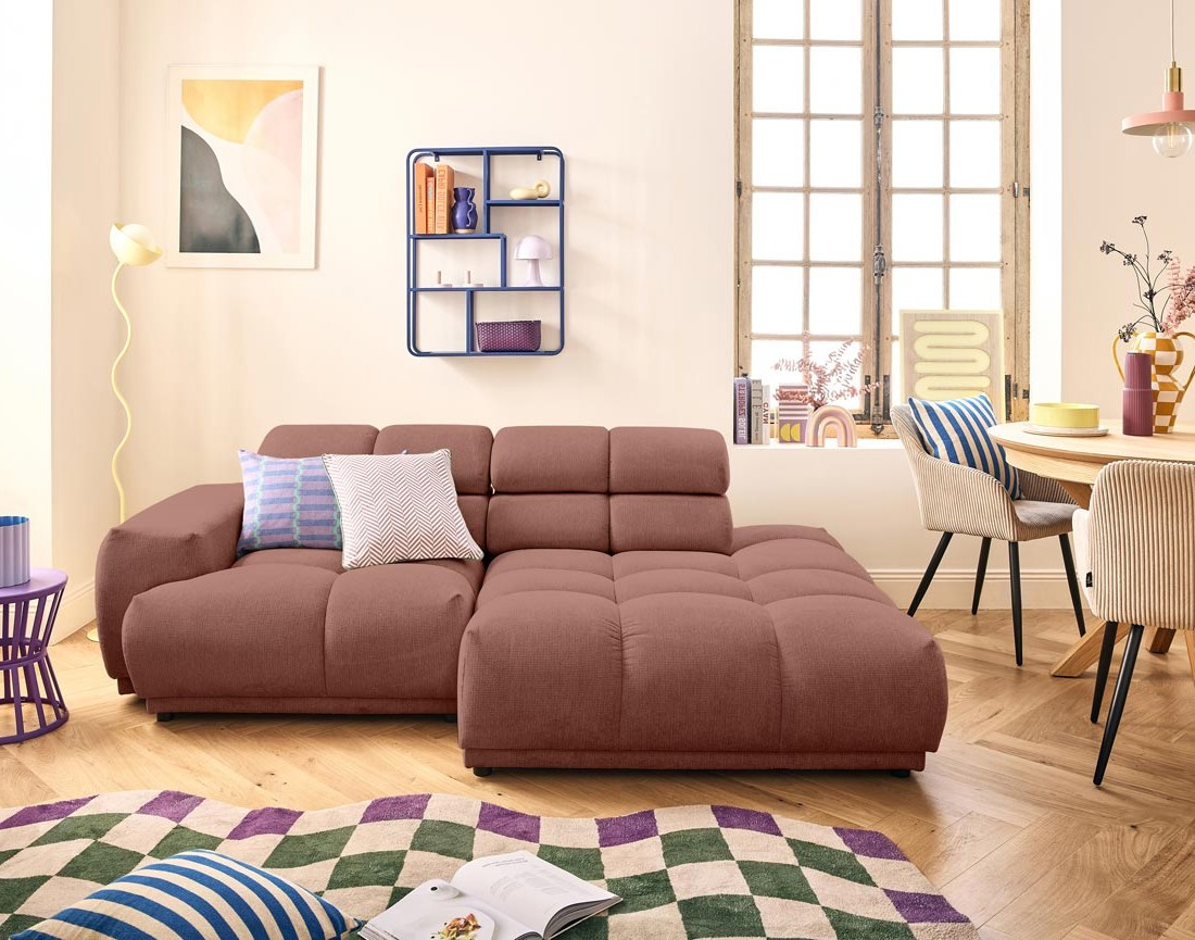 Canapé d'angle droit 4 places avec têtières réglables en tissu texturé Matera