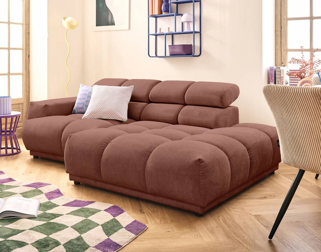 Canapé d'angle droit 4 places avec têtières réglables en tissu texturé Matera