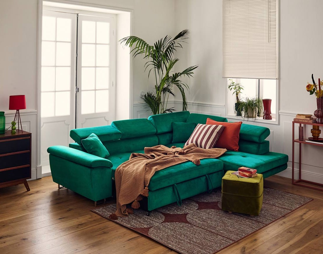 Canapé d'angle droit 5 places convertible avec coffre et têtières réglables en velours Dimas