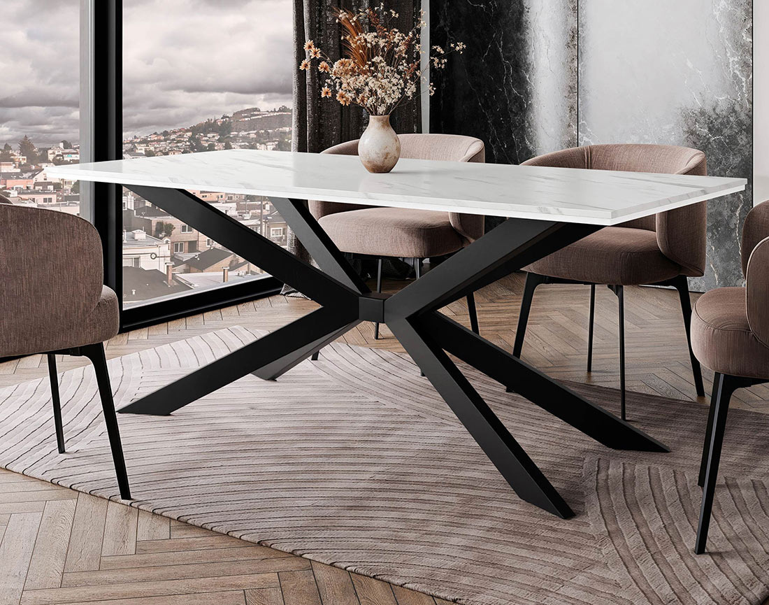 Table à manger plateau effet marbre pieds en métal 4 à 8 personnes Casey