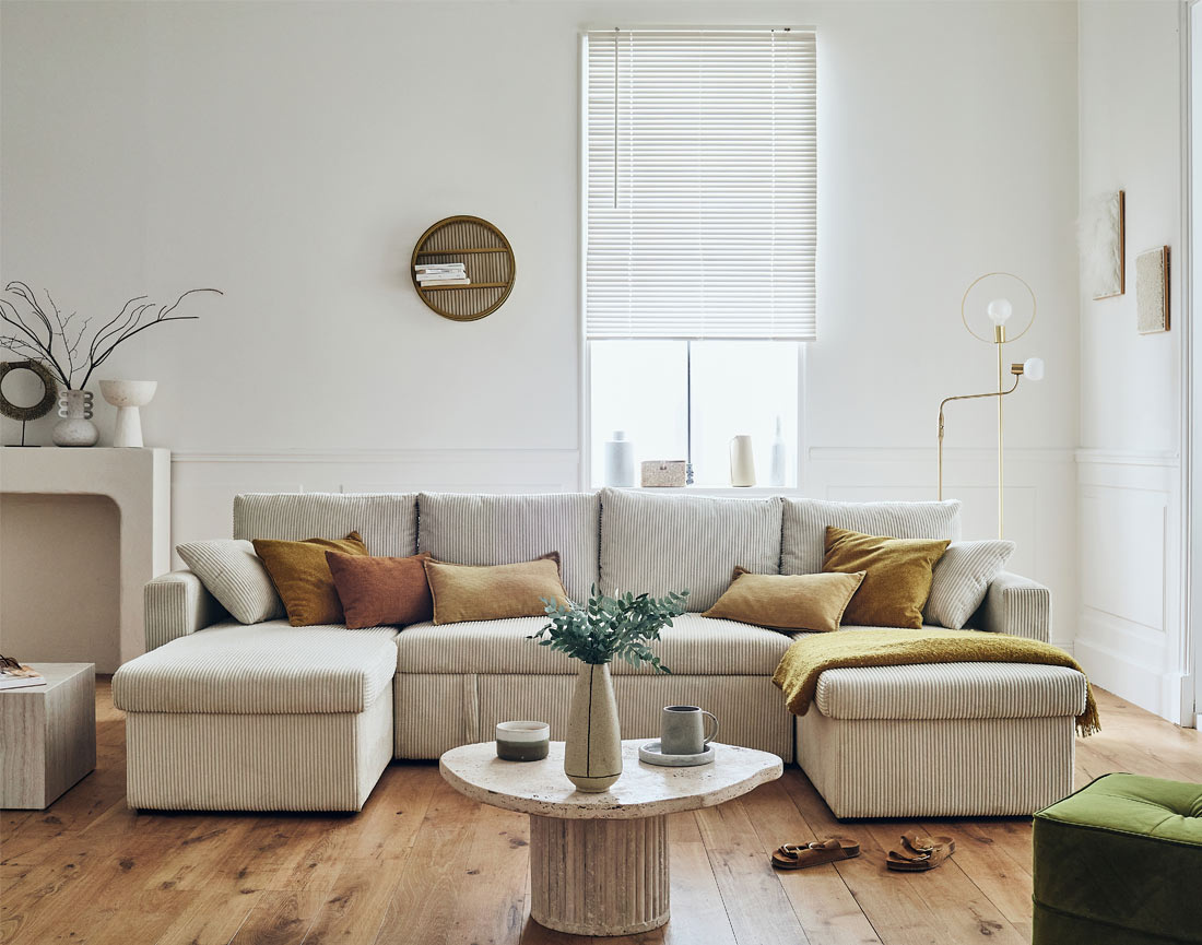 Canapé panoramique en U 7 places convertible avec coffre en velours côtelé Cyrus Canapé panoramique en U 7 places convertible avec coffre en velours côtelé Cyrus