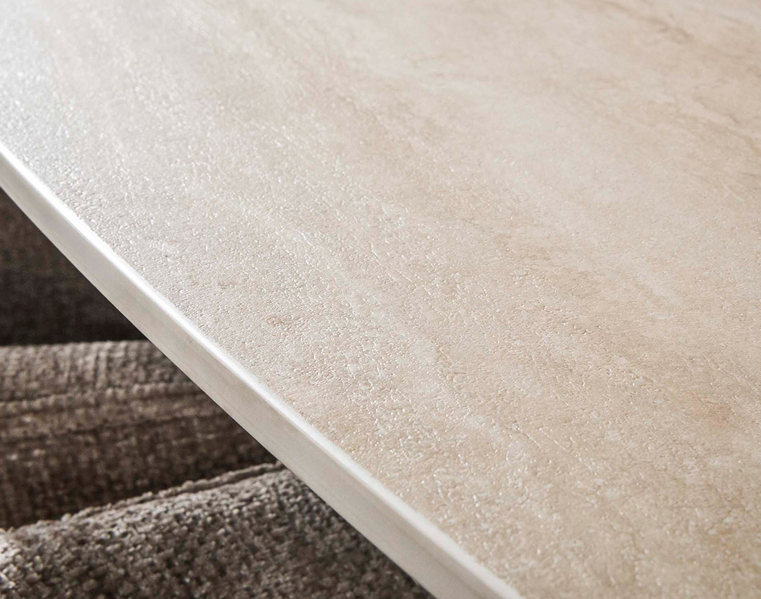 Table à manger plateau en céramique 3D effet travertin pieds en acier 4 à 6 personnes Ruben