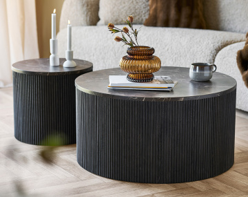 Table basse plateau effet marbre et pieds en tasseaux de bois en FSC® 100% 80 cm Finn