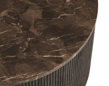 Table basse plateau effet marbre et pieds en tasseaux de bois en FSC® 100% 80 cm Finn