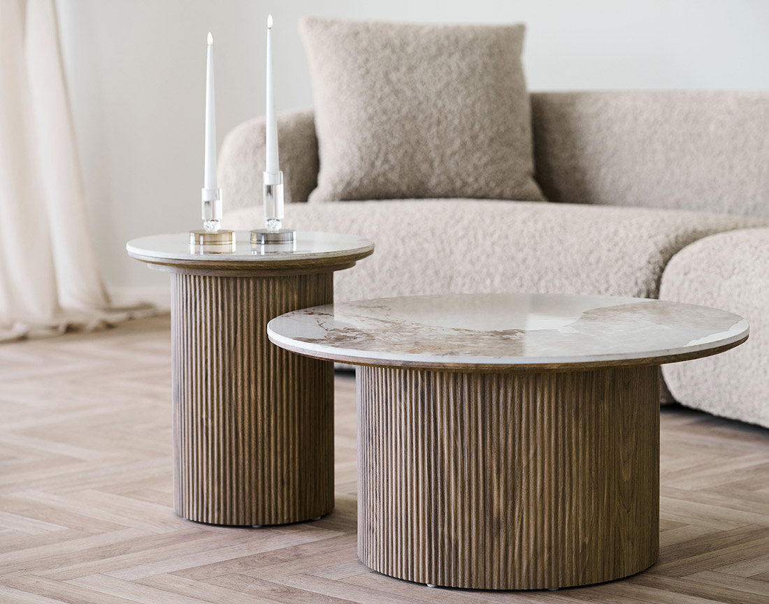 Table basse plateau effet marbre et pieds effets bois 80 cm