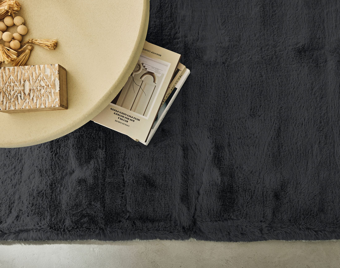 Tapis rectangulaire fausse fourrure gris anthracite Joy