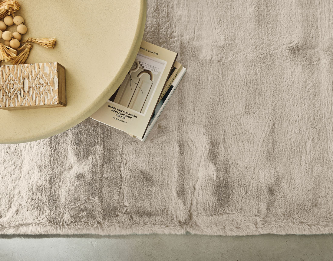 Tapis rectangulaire fausse fourrure crème Joy