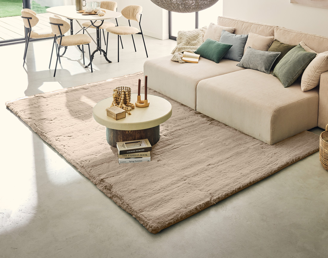 Tapis rectangulaire fausse fourrure beige Joy