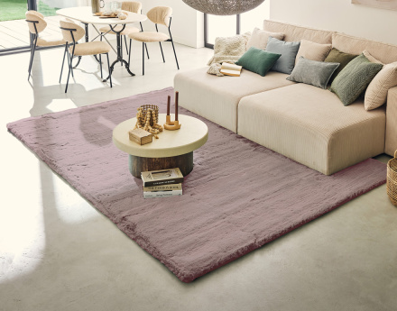 Tapis rectangulaire fausse fourrure rose Joy