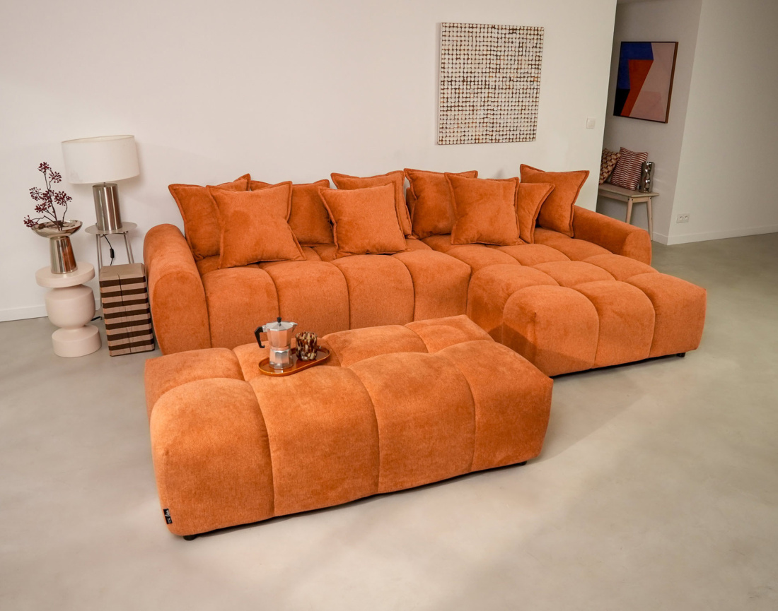 Canapé d'angle réversible 4 places avec pouf d'appoint en tissu texturé Adelaide