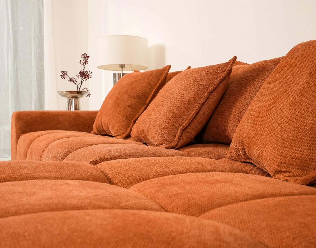 Canapé d'angle réversible 4 places avec pouf d'appoint en tissu texturé Adelaide