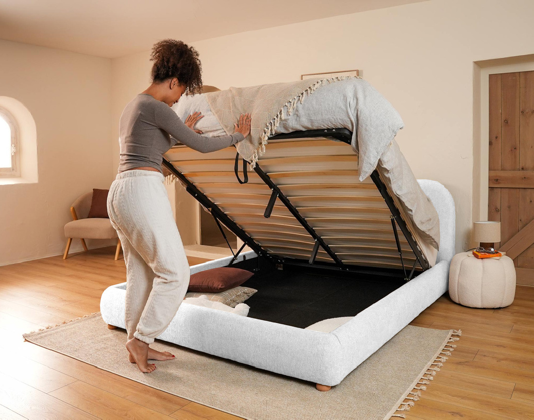 Lit coffre 160x200 cm en tissu bouclette Hugo