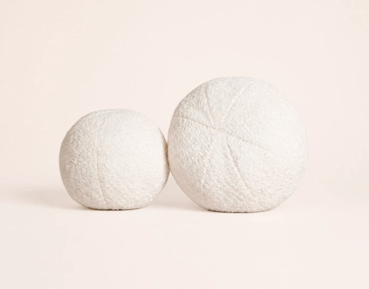 Lot de 2 coussins boules...