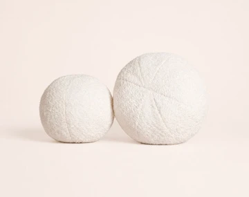 Lot de 2 coussins boules...