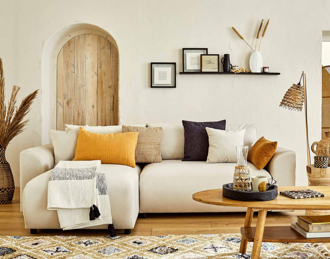 Canapé d'angle réversible convertible avec coffre et poches 4 places en velours Camélia Canapé d'angle réversible convertible avec coffre et poches 4 places en velours Camélia