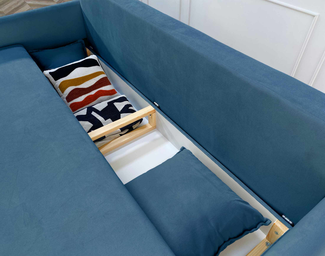 Canapé 3 places convertible avec coffre en velours Apia