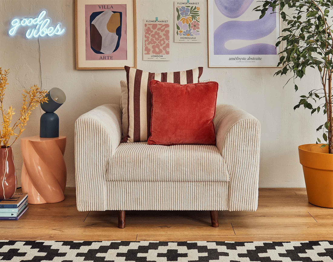 Fauteuil en velours côtelé Rune