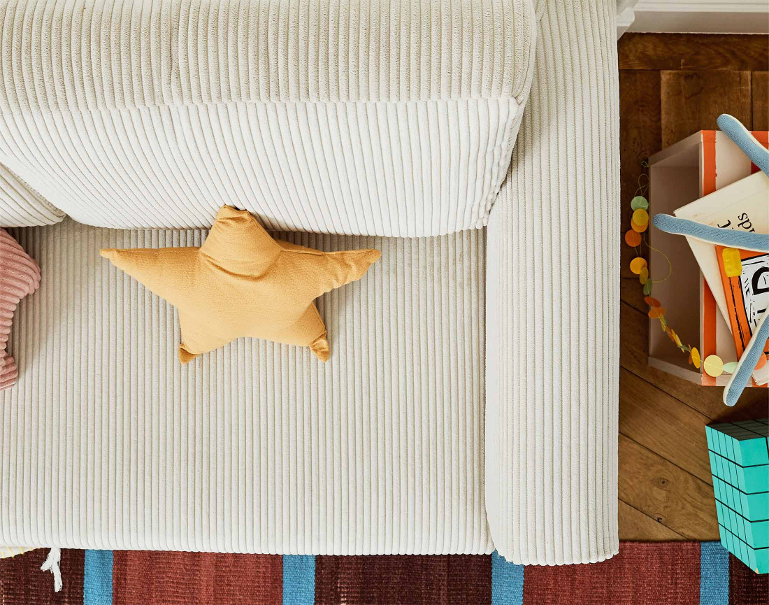 Canapé 2 places convertible déplimousse en velours côtelé Marilia Canapé 2 places convertible déplimousse en velours côtelé Marilia