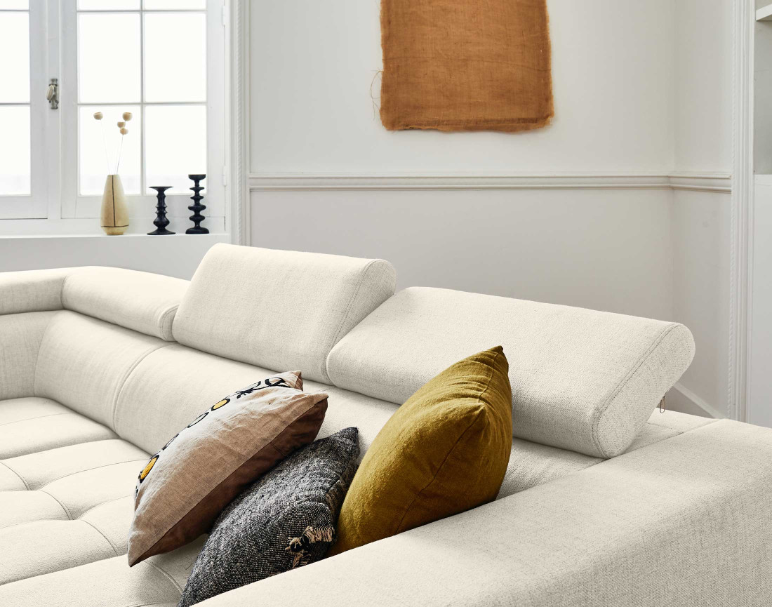 Canapé d'angle gauche 5 places convertible avec coffre et têtières en tissu Olinda