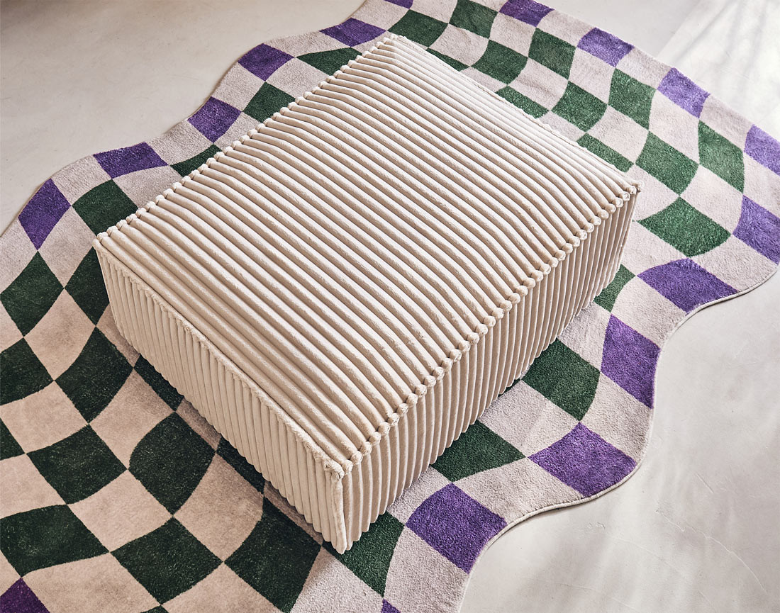 Pouf en velours côtelé grosses côtes Stella Pouf en velours côtelé grosses côtes Stella