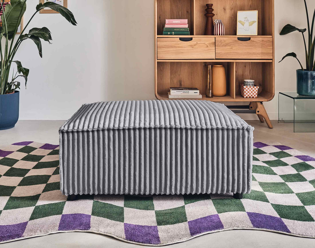 Pouf en velours côtelé grosses côtes Stella Pouf en velours côtelé grosses côtes Stella