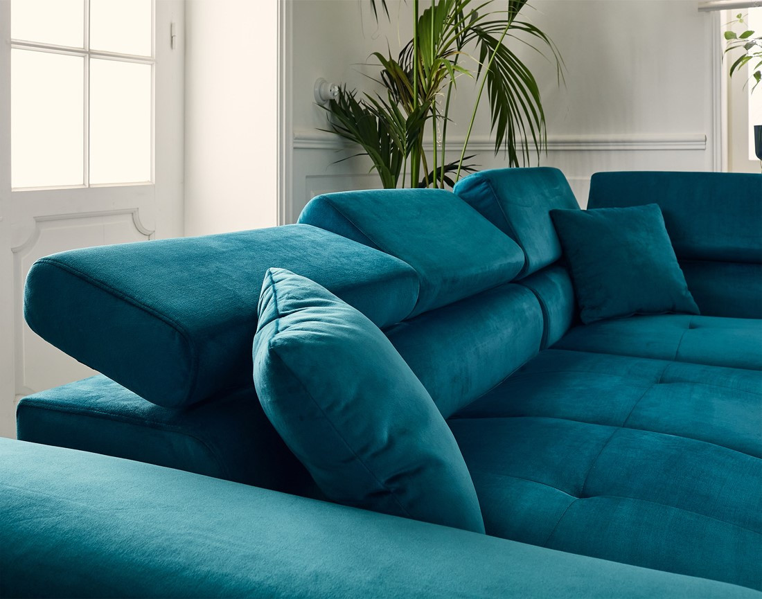 Canapé d'angle droit 5 places convertible avec coffre et têtières réglables en velours Dimas