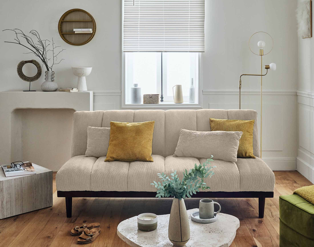 Canapé convertible clic-clac 2 places en velours côtelé Samarra Canapé convertible clic-clac 2 places en velours côtelé Samarra