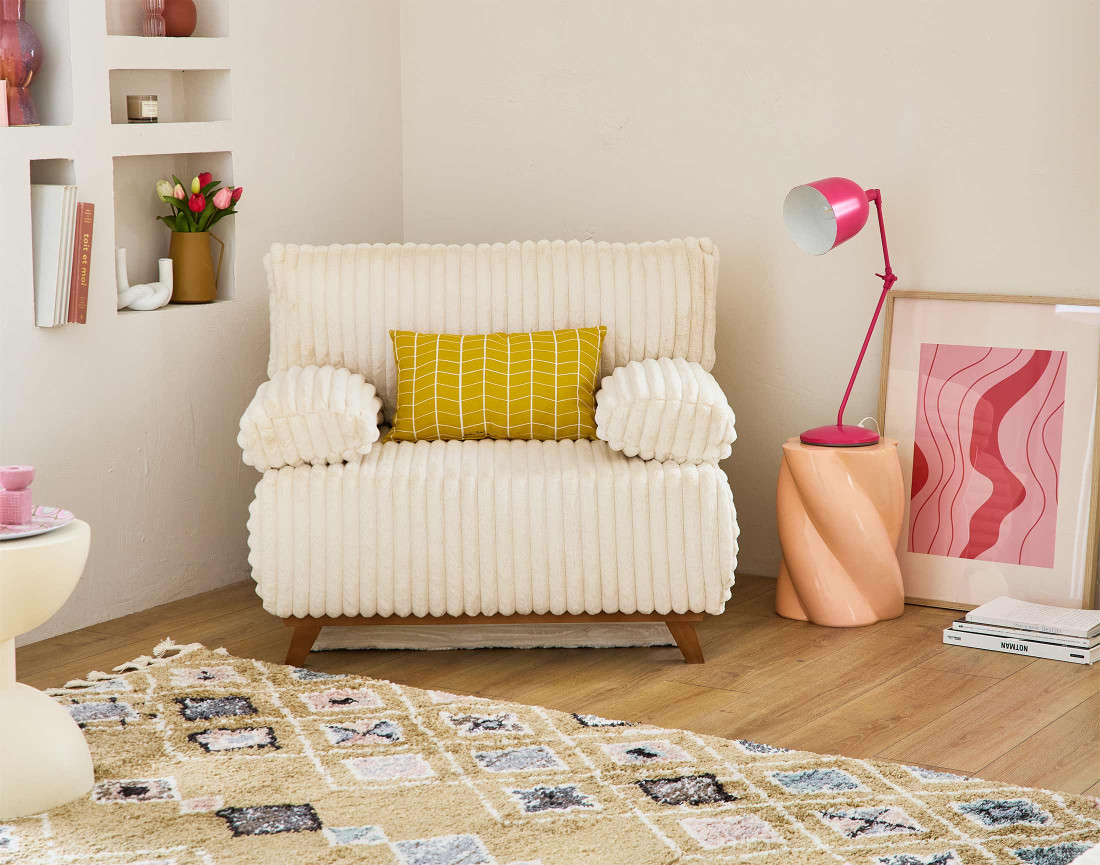 Fauteuil convertible avec coffre en fausse fourrure côtelée Cristal