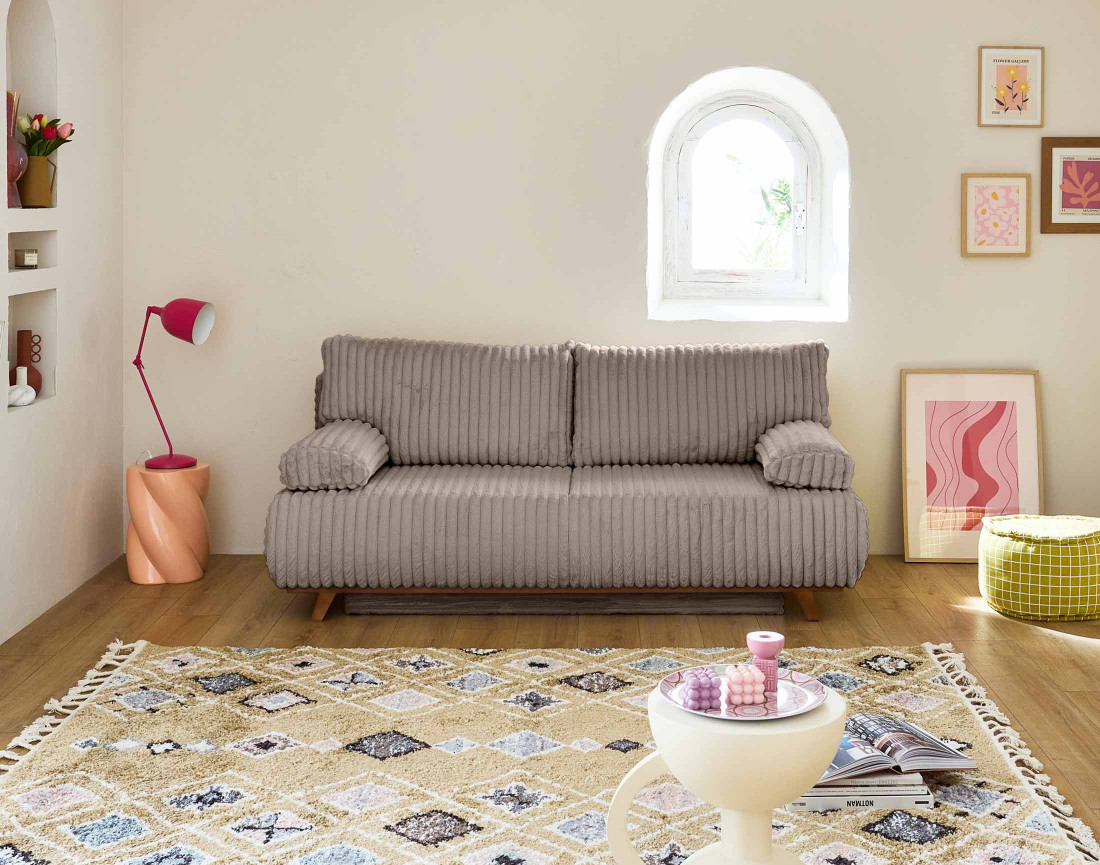 Canapé 3 places convertible avec coffre et grand pouf en fausse fourrure côtelée Cristal