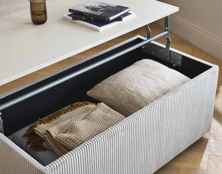 Table basse avec plateau relevable et coffre en velours côtelé 107 cm Pirae