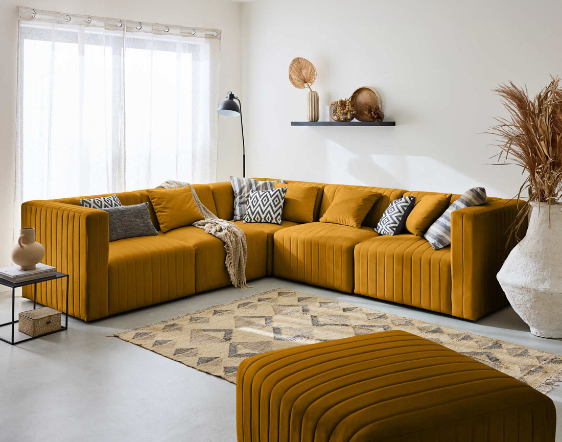 Canapé modulable d'angle réversible 6 places avec pouf d'appoint en velours Nova