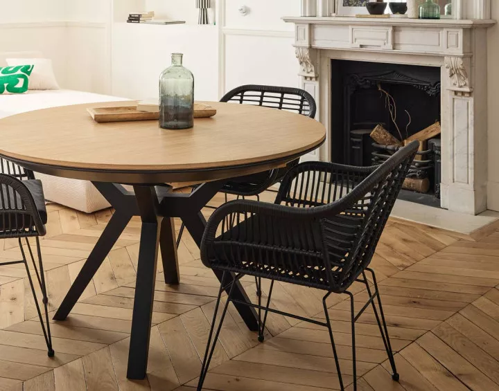 Table à manger ronde extensible en bois et noir 4 à 8 personnes Pampa