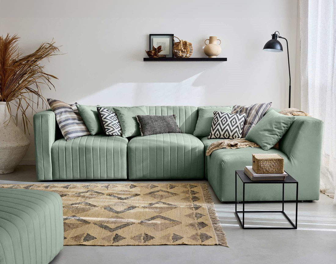 Canapé modulable d'angle droit 5 places avec pouf d'appoint en velours Nova Canapé modulable d'angle droit 5 places avec pouf d'appoint en velours Nova