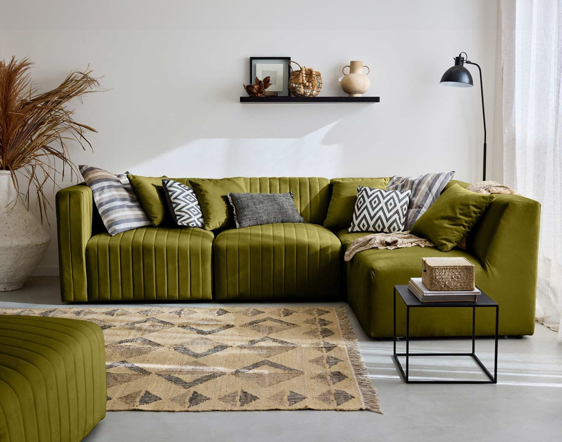 Canapé modulable d'angle droit 5 places avec pouf d'appoint en velours Nova