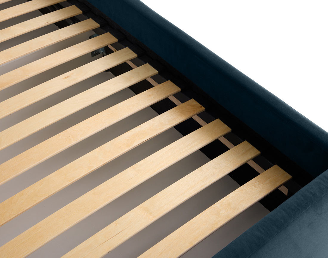 Lit coffre 140x190 cm en velours sommier inclus Elysia