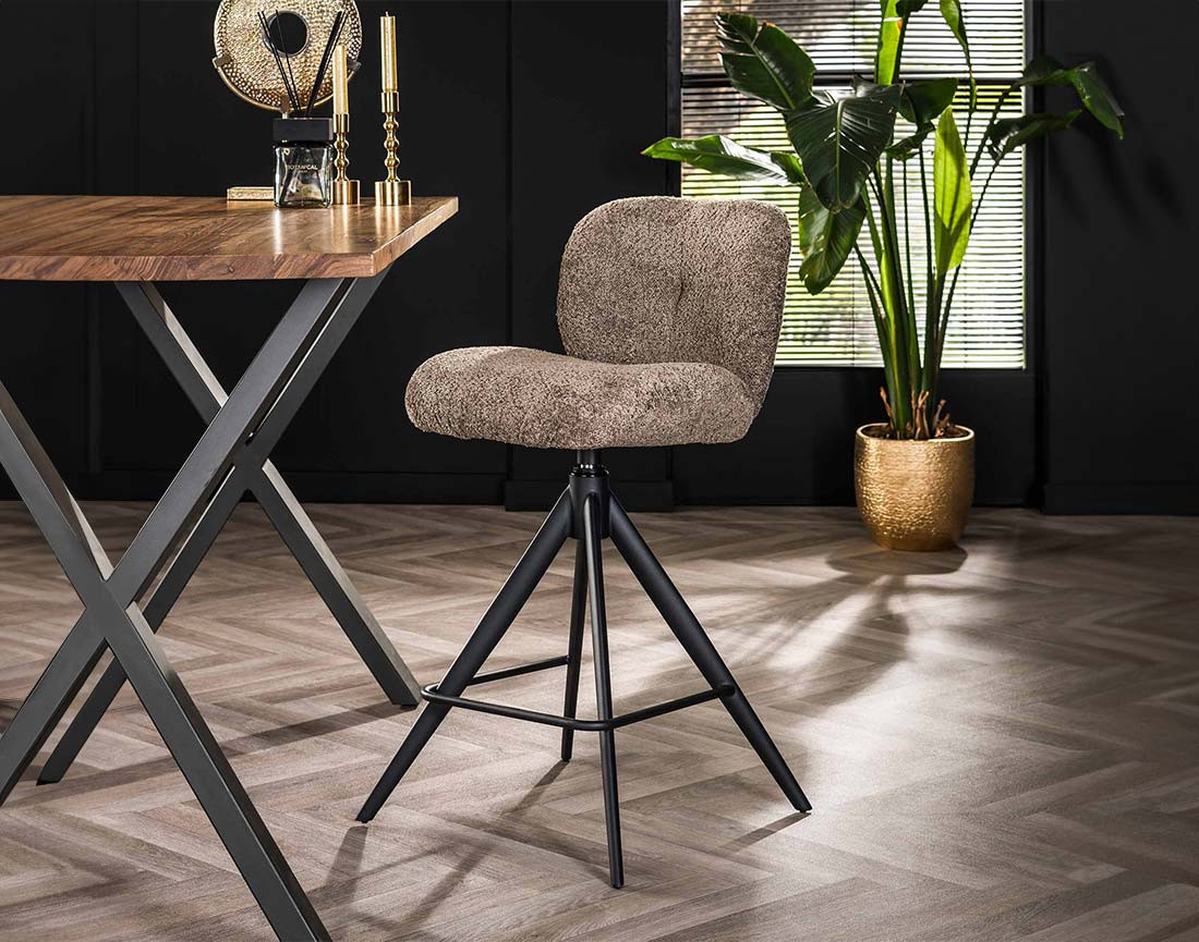Lot de 2 tabourets de bar rotatifs en tissu bouclette taupe Arani