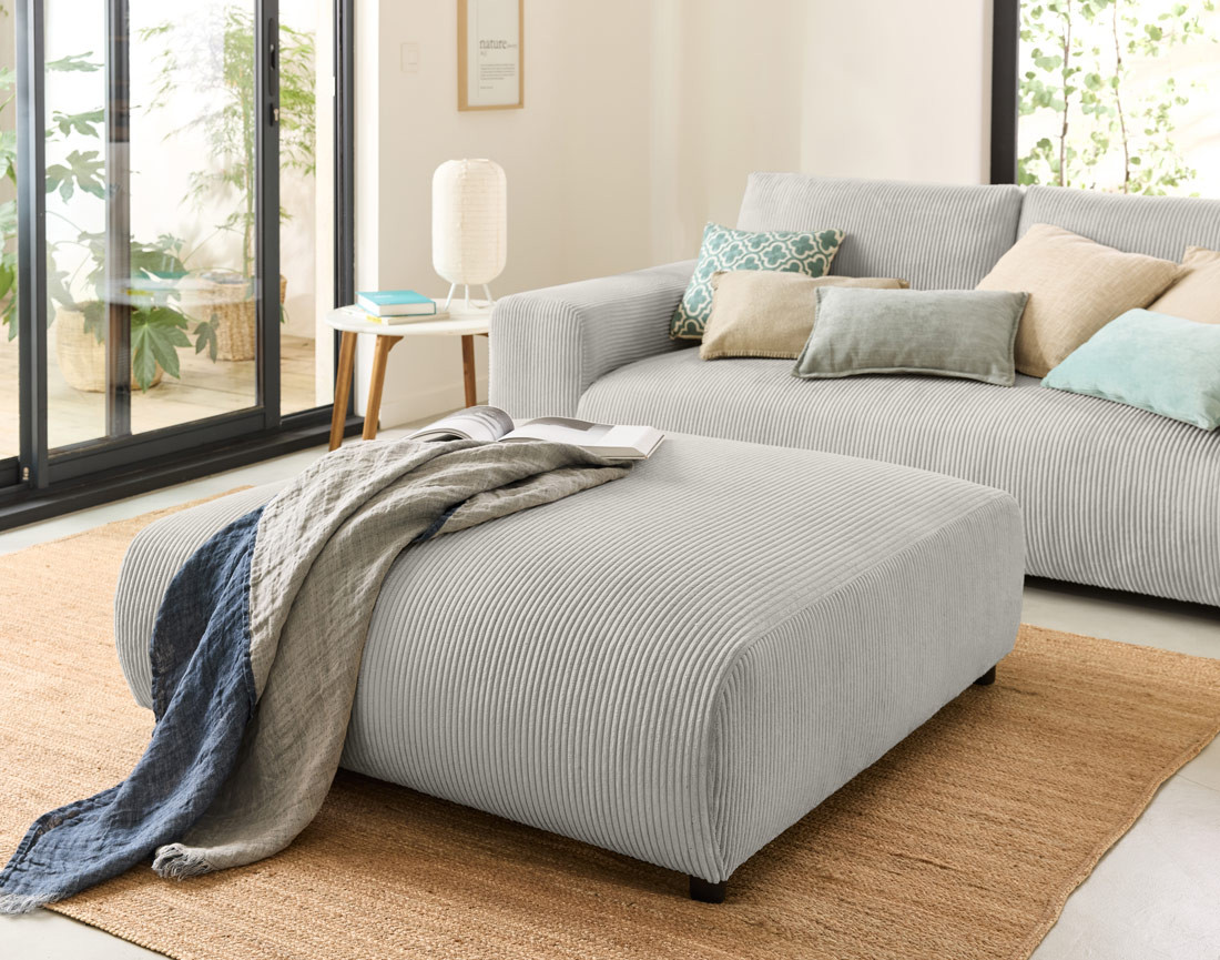 Grand pouf modulable en velours côtelé Garance