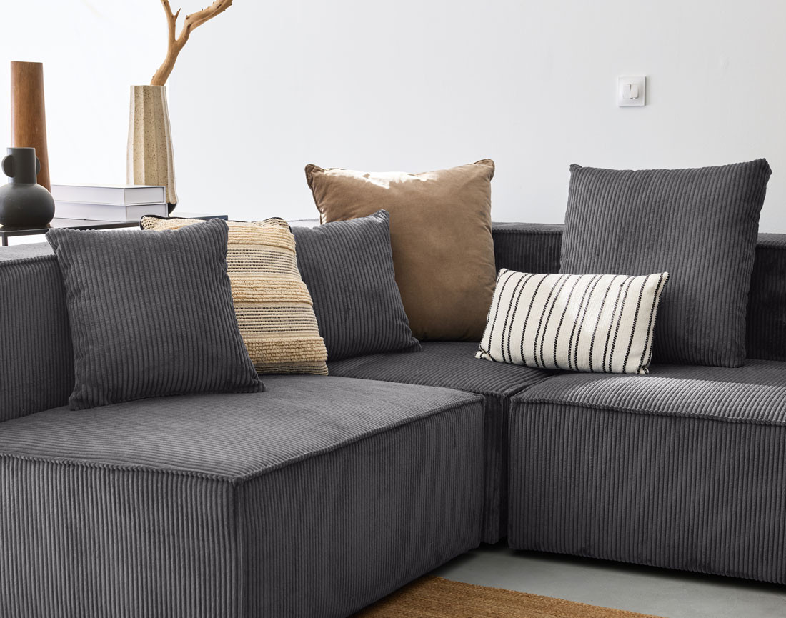 Canapé modulable panoramique 7 places en velours côtelé Colombine