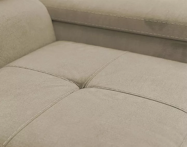 Fauteuil avec têtière ajustable en velours Pablo