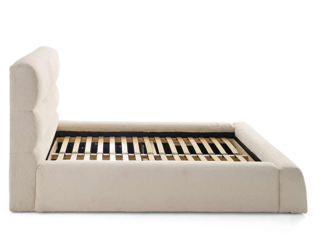 Lit coffre 160x200 cm sommier inclus en fausse fourrure Sunset