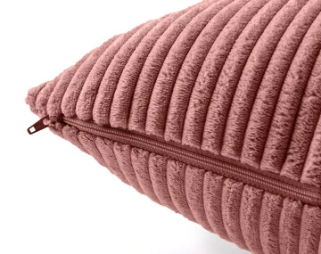 Coussin en velours côtelé...