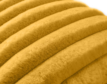 Coussin en fausse fourrure...