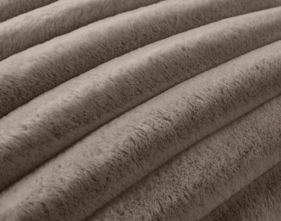 Coussin en fausse fourrure côtelé 50x50 cm Sierra