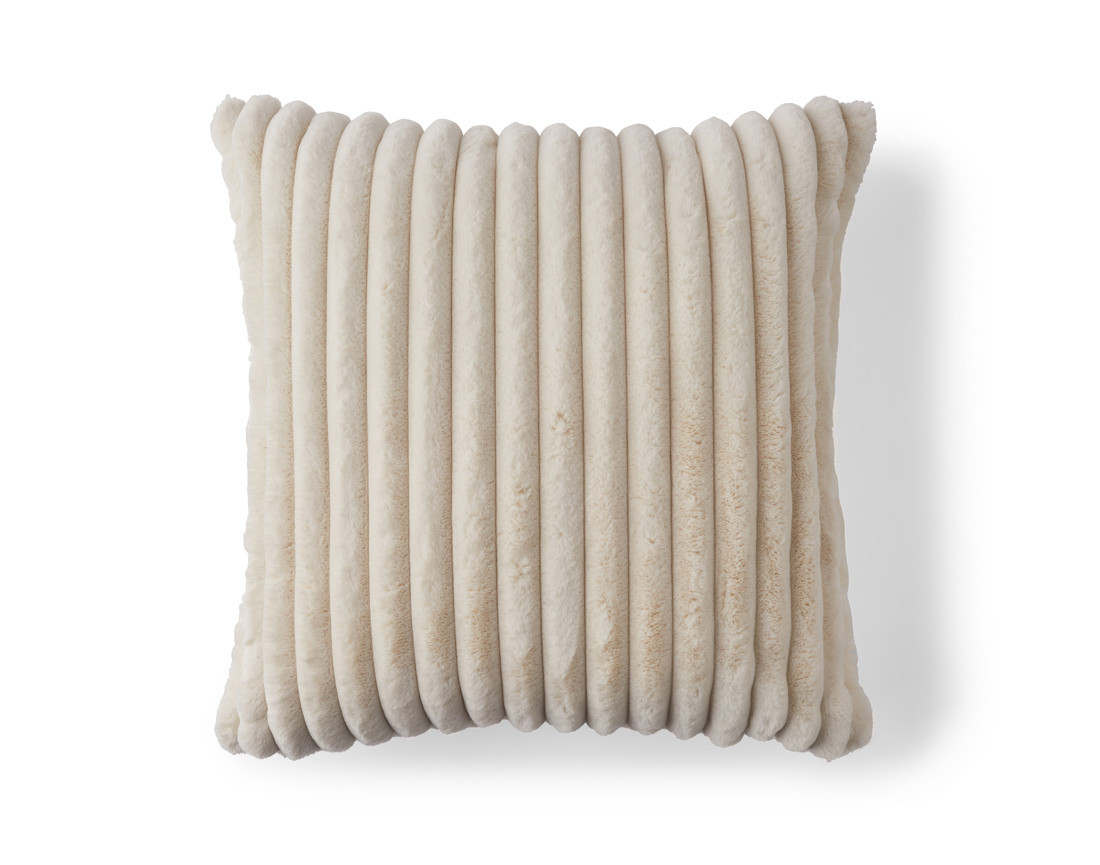 Coussin en fausse fourrure côtelé 60x60 cm Sierra