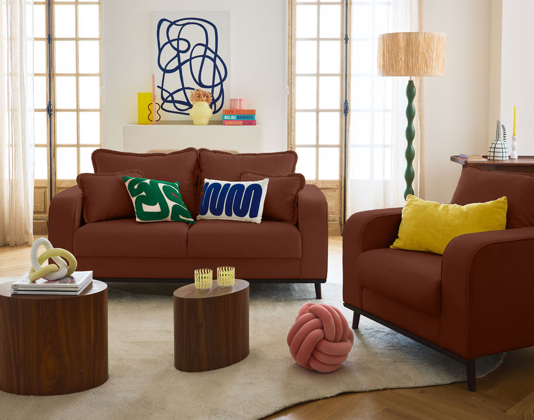 Fauteuil en velours côtelé pieds bois foncé - Albane